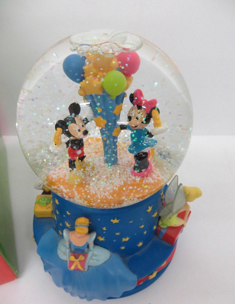 ディズニー　１００ＴＨ　バースディ・ミュージカル・スノーグローブ ヴィンテージ ディズニー コレクタブル ミュージカル 100 歳の誕生日