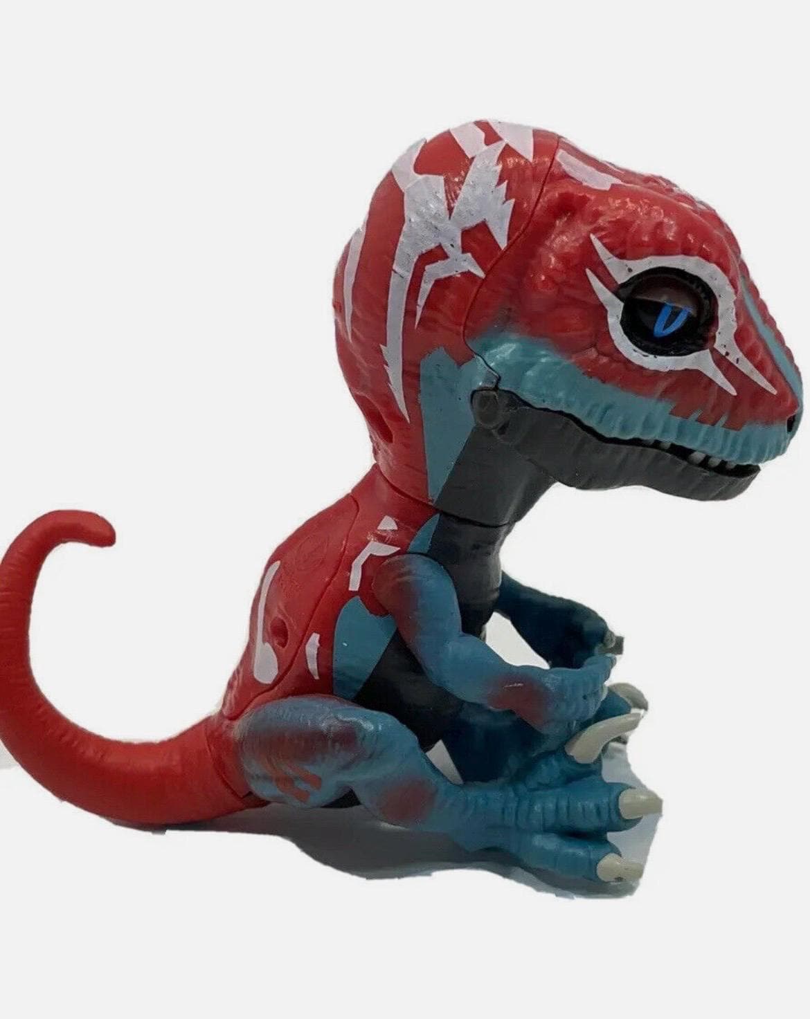 Dinosaur Fingerlings Fury Untamed Raptor Series Fury Interactive