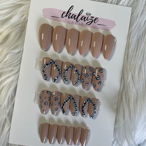 Evil Eye Press On Nails | Medium Almond | Good Vibrations