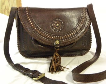 Patricia Nash Leather Flap Purse Tooled Brown w/tassel cross body fatigued Leather Bag VINTAGE