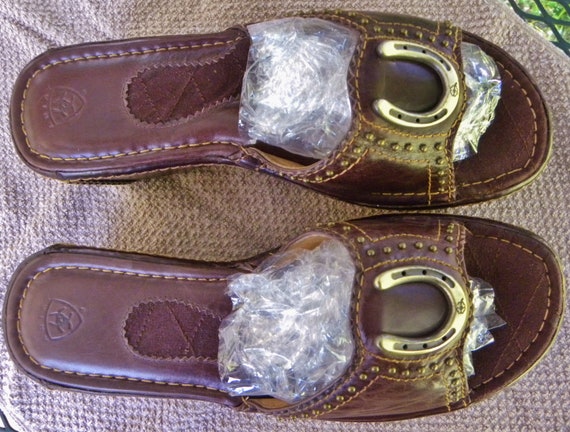 ARIAT Leathe Western HORSESHOE sandals-brown plat… - image 7