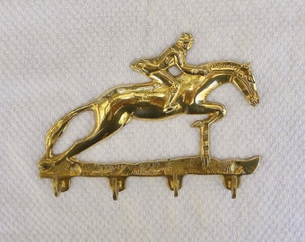 Vintagte USA 70s Brass HUNTER Jumper Key Rack -- Horse Barnware 4 key Holder wall mount