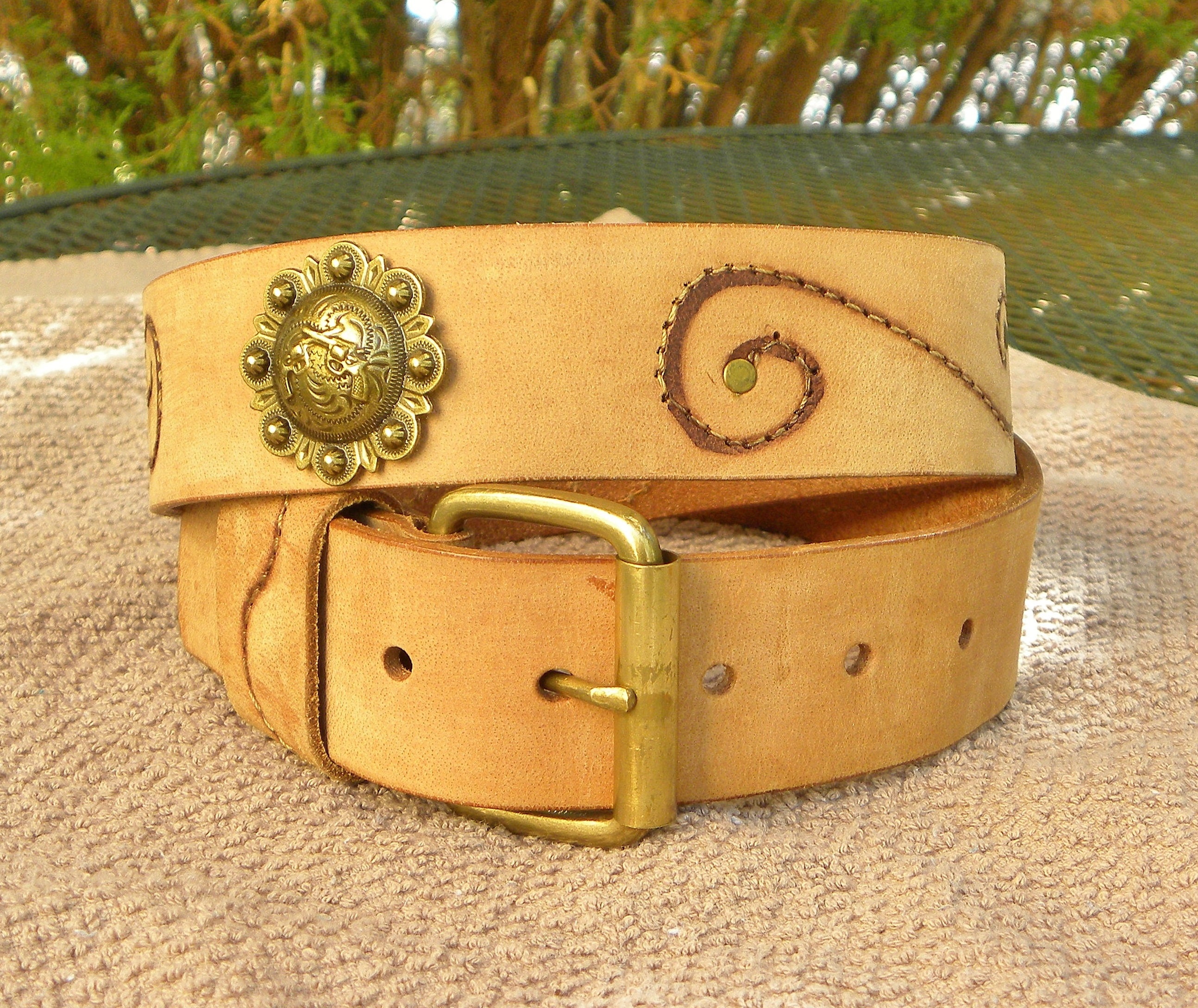 Vintage Linea Pelle Wide Belt with Brass | Size XS Linea Pelle Collection Wide Braided Leather Belt Cream Woven  main image 2