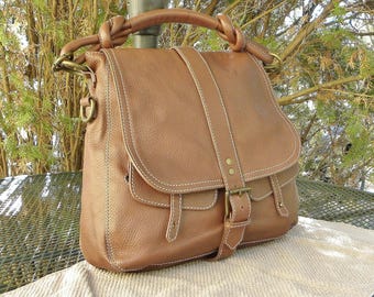 JACK WILLS Leather Saddle Bag BIRDIE Purse-England University Outfitters Flap top w-Bolo strap Pebbled horsey Handbag 15 X 13 tote