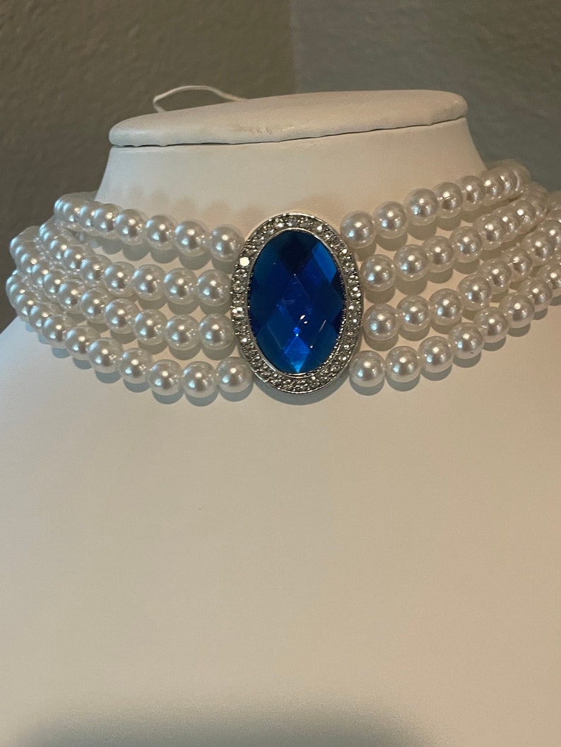 Collier ras de cou saphir perlé de style costumé de la princesse Diana connu sous le nom de collier robe vengeance image 1