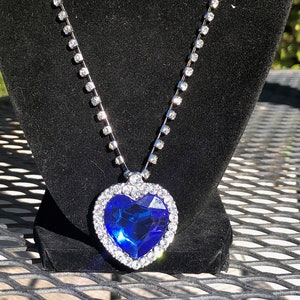 Sapphire blue heart necklace pendant