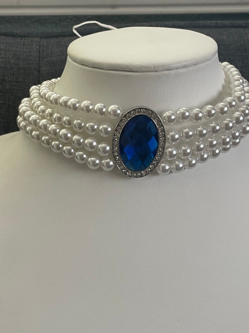 Collier ras de cou saphir perlé de style costumé de la princesse Diana connu sous le nom de collier robe vengeance image 6
