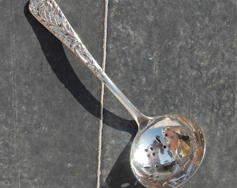 Antique Sugar Sifter, Sprinkling Ladle, Holed Flatware, Old Sifter Spoon, Afternoon Tea, Antique Flatware, Antique Cutlery