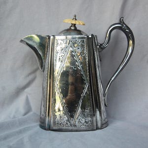 Viktorianische Silber überzogene Kaffeekanne / Ausgießer, große Silberplatten-Kanne, antike Silberplatten-Kaffeekanne