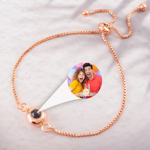 Personalized Photo Projection Bracelet, Custom Photo Bracelets Picture Projection Charm Jewelry Memorial Bracelet Gift for Mom Women Girl