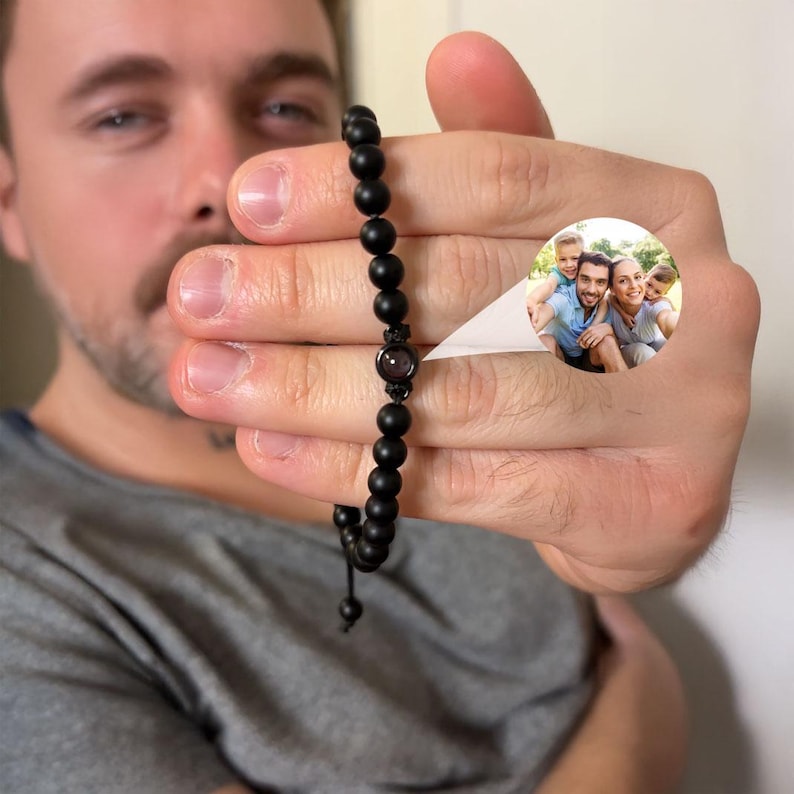 Pulsera personalizada con proyección de fotos para hombre, pulsera de cuentas personalizada, pulsera con imagen, regalo conmemorativo para él, regalo del Día del Padre para papá. imagen 1