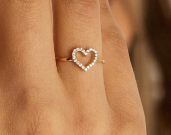 Pave Heart Ring, Dainty Diamond Heart Ring, Minimalist Heart Ring, Anniversary and Engagement Gift, Gold Heart Ring,Heart Ring with Crystals