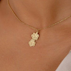 Personalized Pet Necklace,Pet Memorial Gift, Paw Print Name Necklace, Mothers Day Gift, Minimalist Paw Necklace, Gift for Her