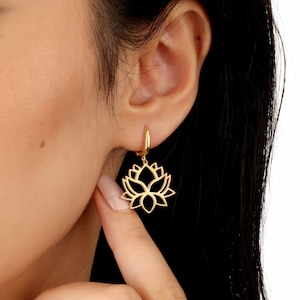 Dainty Lotus Floral Earring, 18k Gold Plated Earring for Woman, Flower Lover Jewelry, Earlobe Lotus Earring, Gift for Her, Mother's Day Gift