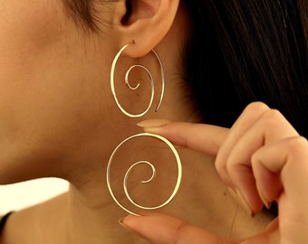 Large Spiral Earrings, Concentric Hoop Earrings, Hypnosis Symbol Earring, Dainty Gold Round Earrings, Mothers Day Gift, Dangle Gold Earrings