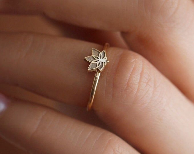 Lotus Flower Ring, Elegant Lotus Flower Ring, Lotus Symbol Ring, Flowers Ring, Dainty Ring, Gift For Her, Christmas Gift