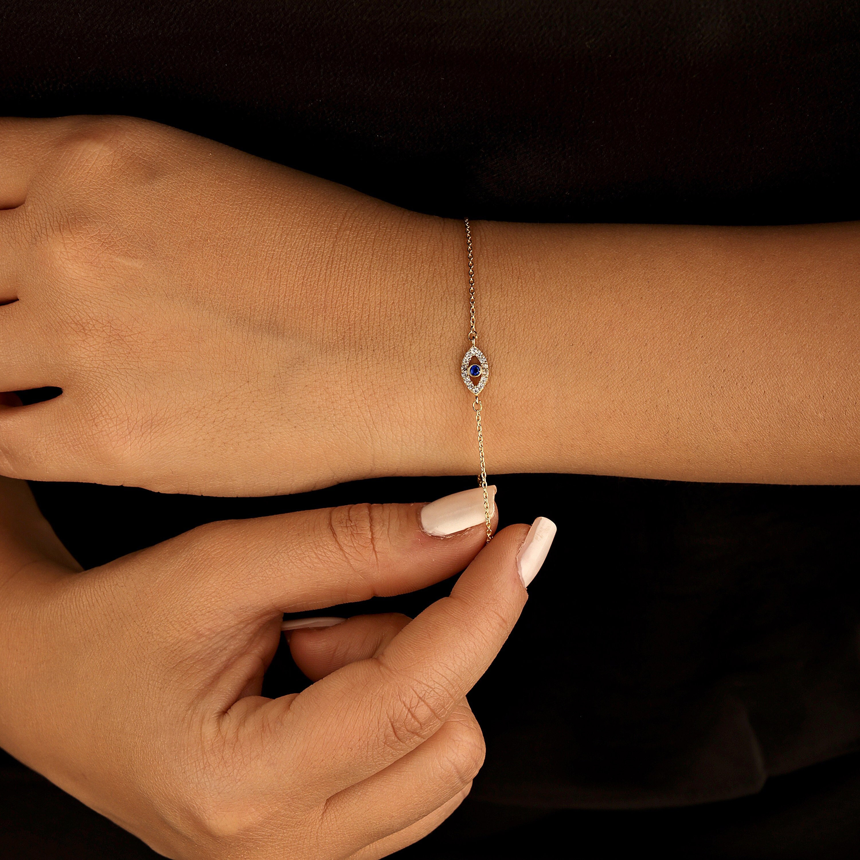 Silver Evil Eye Bracelet , Tiny Evil Eye Bracelet, Dainty Eye Bracelet, Protective Wristband, Jewelry Gift, Bridesmaid Gift