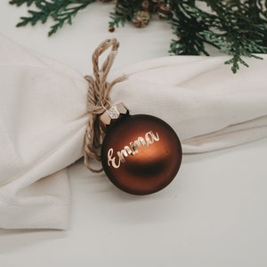Personalisierte mini Weihnachtskugel braun | Wichtelgeschenk | kleines Geschenk| Adventskalender befüllen | kleines Weihnachtsgeschenk