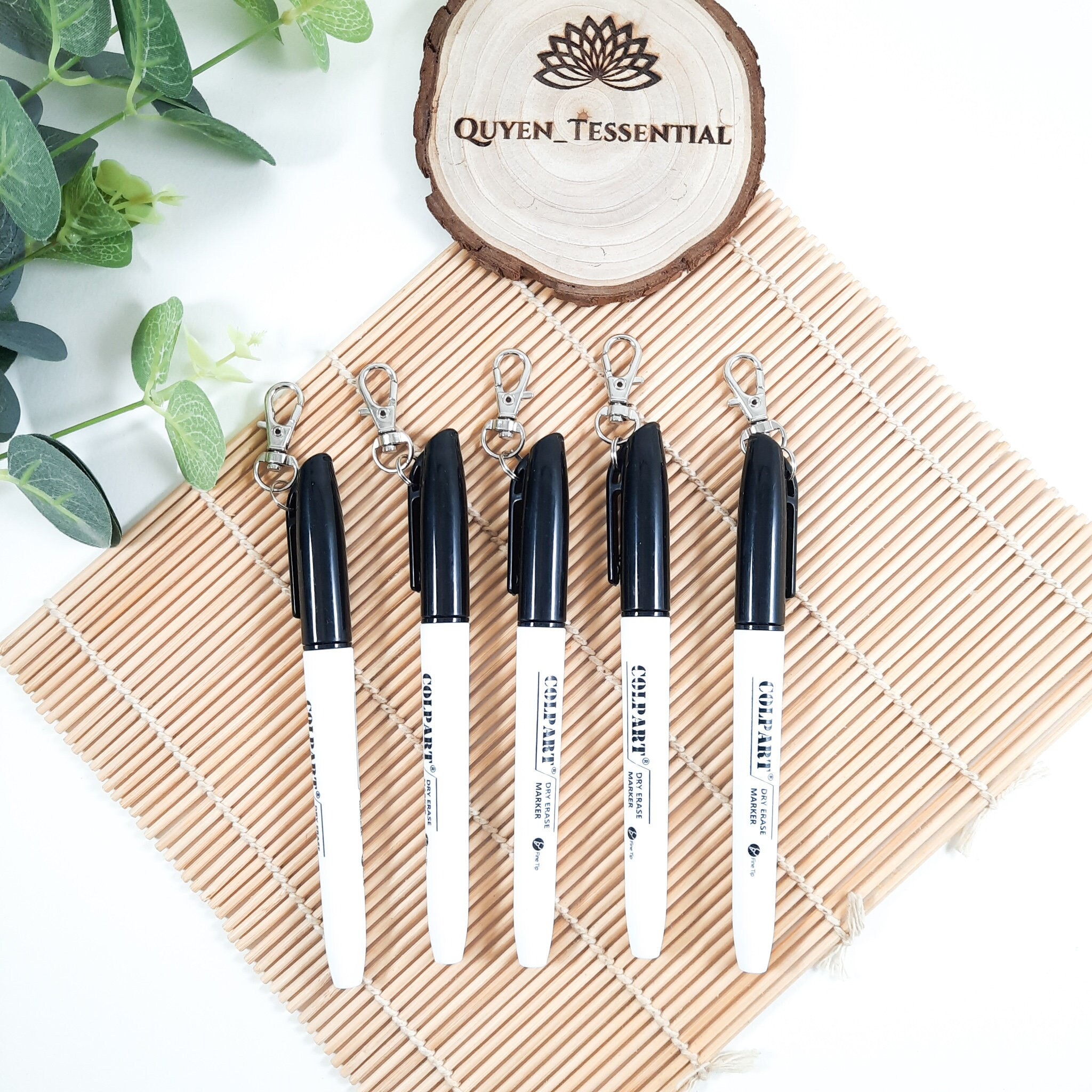 Clip-on Whiteboard Marker: Lanyard Keychain Accessory