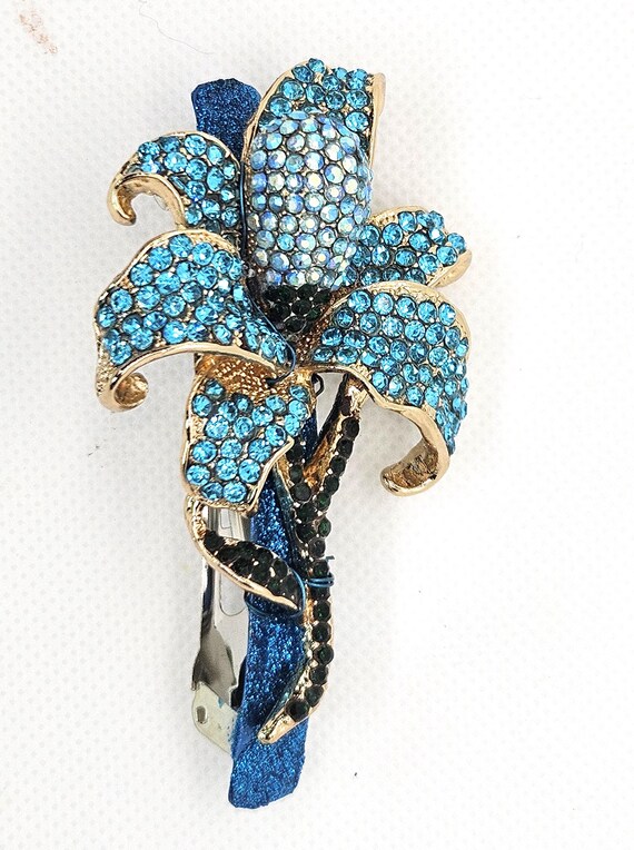 Betsey Johnson AB Blue Flower Swarovski Crystal Rhinestone  display picture 2