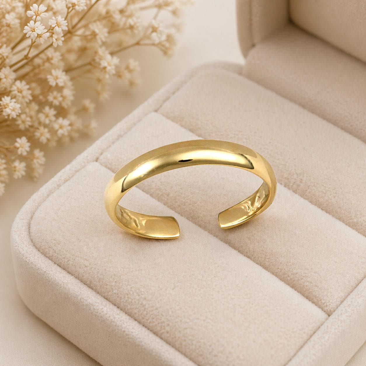 slim fit dress slacks 9ct Yellow Gold Round Brilliant Cut 0.15 Carat tw Rhodium Plated Diamo main image 1