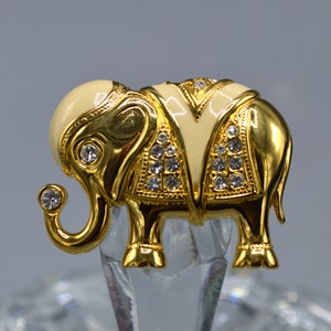 Vintage KJL For Avon Cream Enamel Clear Rhinestone Elephant Brooch Pendant Necklace