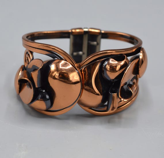 Vintage Solid Copper Hinged/Clamper Bracelet - image 1