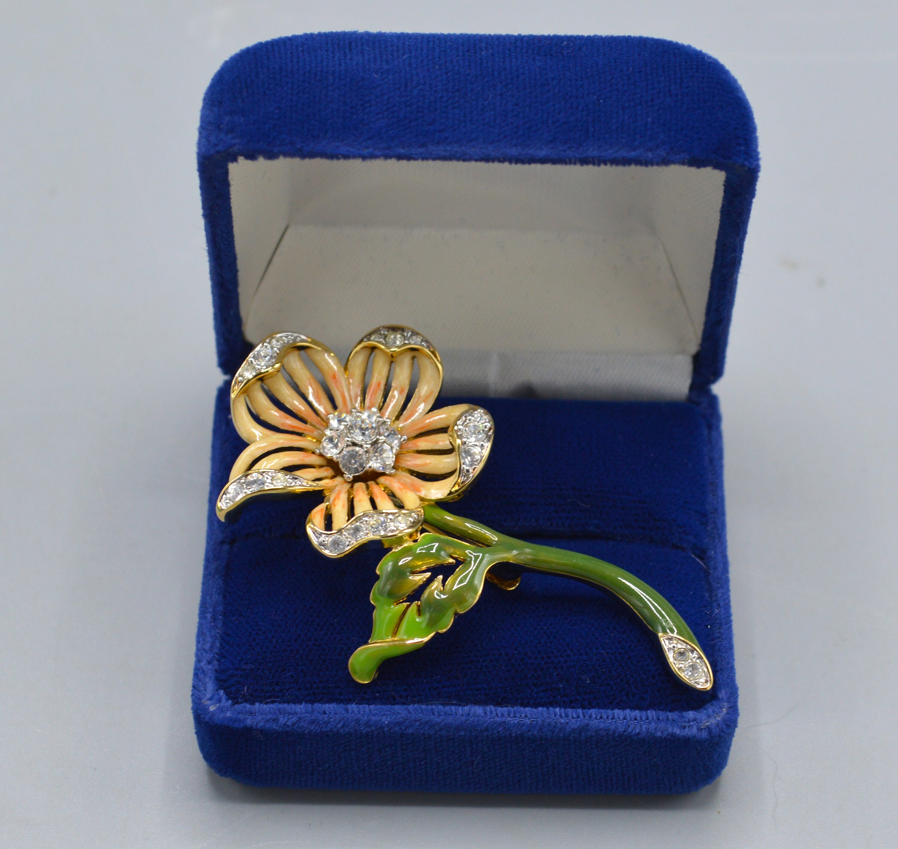 Nolan Miller Flower Brooch - Etsy