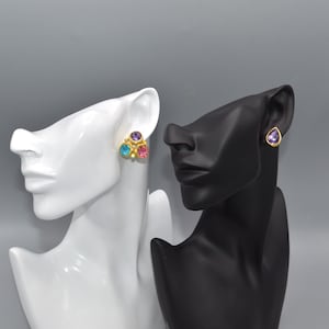 2 Pair Trifari TM 1980&#39;s Lucite Pierced Earrings Purple Pink Blue