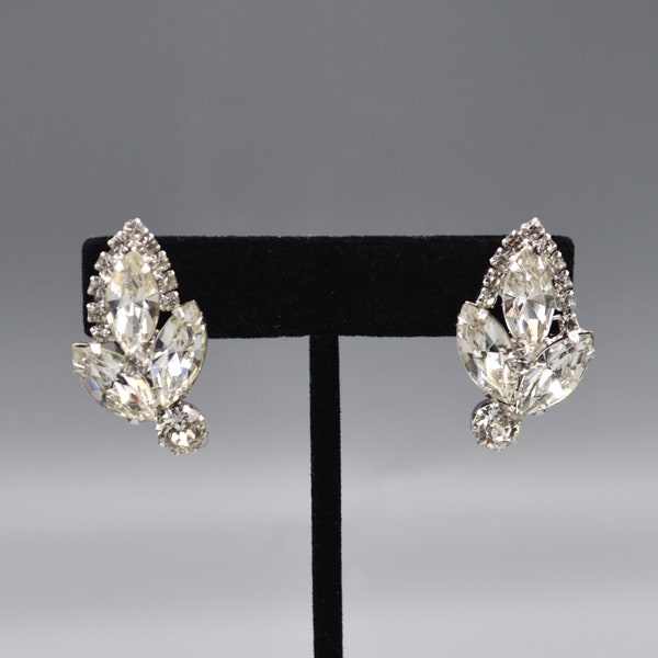Vintage Weiss Clear Rhinestone Clip-On Earrings EUC