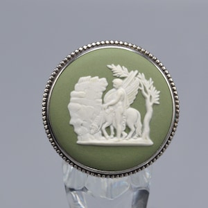 Vintage Wedgwood Sage/Green Jasperware Round Sterling Silver Brooch with Classical Figure FA Welch