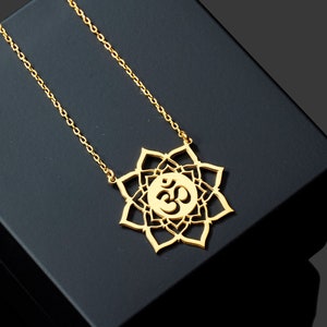 Om Necklace in Sterling Silver, Aum Pendant, Om Necklace, Yoga inspired Om Charm, Spiritual Jewelry, Dainty Om Necklace, Spiritual Jewelry