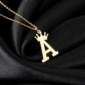 Sterling Silber Krone Buchstabe Halskette, personalisierte Initiale mit Krone Anhänger, zierliche Krone Hauptstadt Charme, kundenspezifischer Alphabet Buchstabe Schmuck