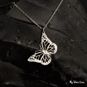 Butterfly Necklace in Sterling Silver, Dainty Butterfly Pendant, Gift for Her, Animal Jewelry, Geometric Butterfly Charm, Origami Butterfly