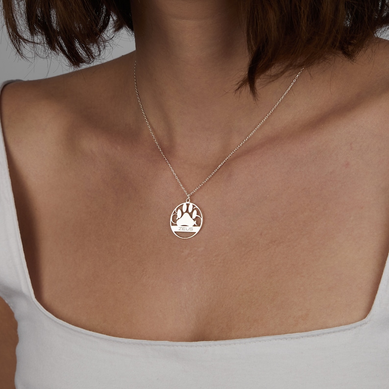 Custom Paw Necklace, Paw Pendant with Name in Sterling Silver, Pet Name Jewelry, Pet Memorial Necklace, Gift for Pet Lover, Pet Mother's image 2