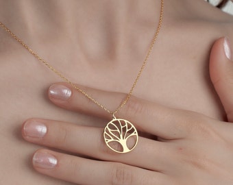 Sterling Silver Tree of Life Necklace, Family Tree Pendant, Silver Round Nature Jewelry, Memorial Gift for Mom, Handmade Family Necklace