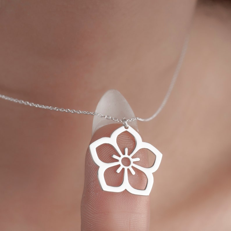 Cherry Blossoms Necklace in Sterling Silver, Sakura Jewelry, Gift for Her, Dainty Japanese Flower Charm,, Floral Jewelry, Necklace for Women image 4