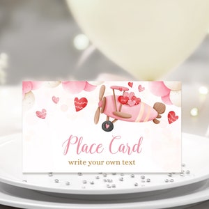 EDITIERBARE Tischkarte zum 1. Geburtstag. Valentine's sweet heart Flugzeug Baby Mädchen rosa Party. Geschenk, Lebensmitteletikett, digitale Geschenkkarte 3,5x2'' VAL