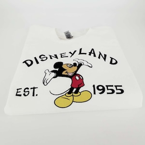 Embroidered Retro Disneyland Est 1955 California Sweatshirt, Disneyland Sweatshirt,Family Disneyworld, Trendy Crewnecks for Women, Mom gifts