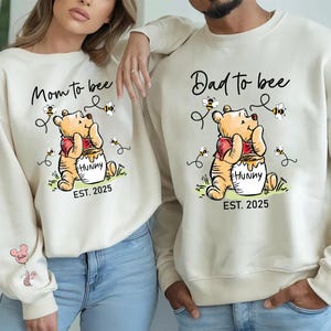 Mom to Be Sweatshirt, Pregnancy Announcement Shirt, Winnie the Pooh Dad Mom Pregnancy Shirt, Dad to Be Shirt, New Mom and Dad Gift Sweater