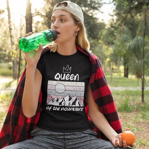 MTB T-Shirt Queen of the mountains for female singletrack trail riders. Perfect for Road & Mountain bike riders. Short-Sleeve Unisex T-Shirt
