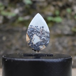 Maligano Jasper cabochon