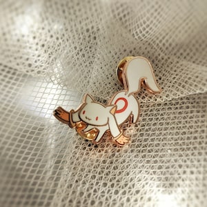 Madoka Magica | Kyubey Enamel Pin