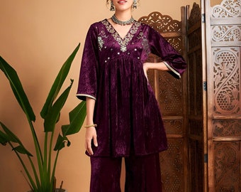 Geborduurde fluwelen anarkali-kurta met palazzo voor dames, tuniek met palazzo, Indiase jurk, feestkleding Indo-westerse outfit, Kurti-set