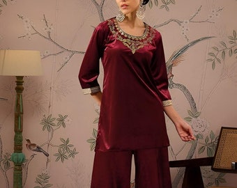 Geborduurde fluwelen Kurta met Palazzo voor vrouwen, tuniek met Palazzo, Indiase jurk, feestkleding Indo-westerse outfit, Kurti-set, bruiloftsoutfit