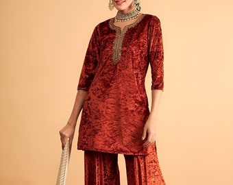 Geborduurde rechte fluwelen Kurta met palazzo voor dames, tuniek met palazzo, Indiase jurk, feestkleding Indo-westerse outfit, Kurti-set