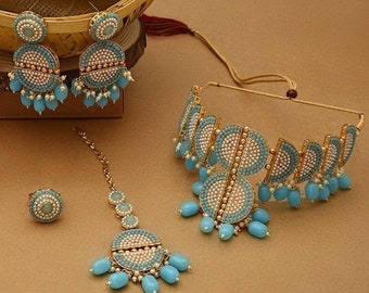 Ensemble de bijoux en perles bleu turquoise plaqué or, boucles d’oreilles collier indien Maang Tikka et ensemble de bagues, ensemble de bijoux Bollywood