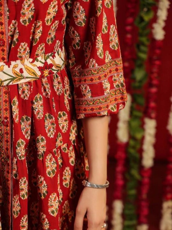 slim fit dress slacks Green & Gold Floral Fit & Flare Ethnic Dress – Sequined & Stylish