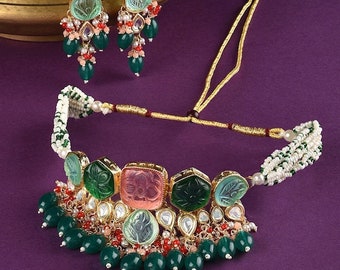 Ensemble de bijoux cloutés en pierre plaqué or, ensemble de boucles d'oreilles collier indien, ensemble de bijoux Bollywood multicolore