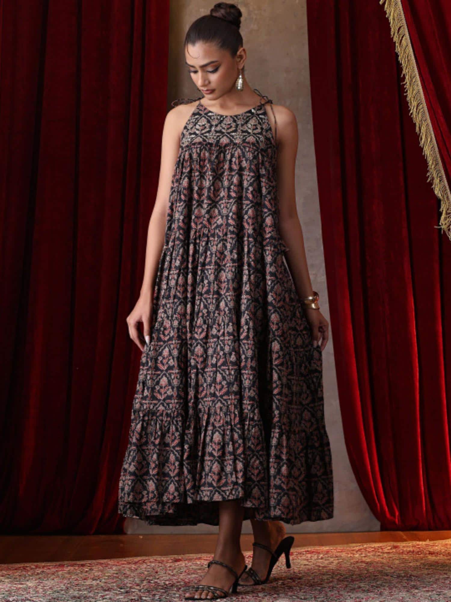 a line indo western dress Chic A-Line Wedding Dress and Neck Scarf |Kleinfeld Bridal